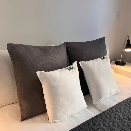 Zigzag Waterfront Aqua Belgrád