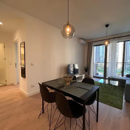 Zigzag Waterfront Aqua Belgrad