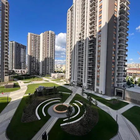 Zigzag Waterfront Aqua