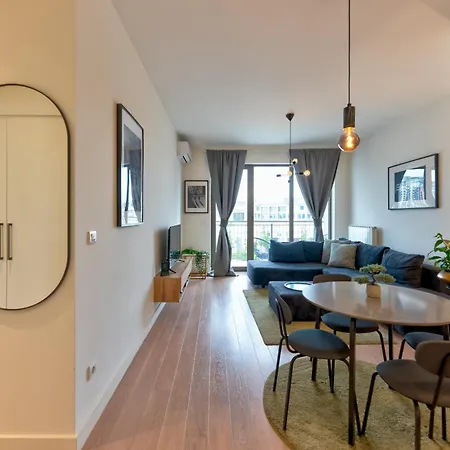 Zigzag Waterfront Aqua Belgrád