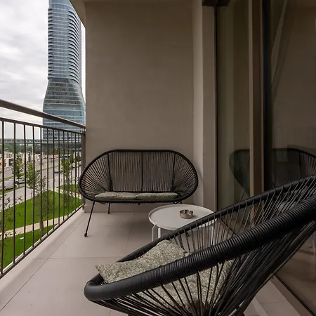 Zigzag Waterfront Aqua Apartman