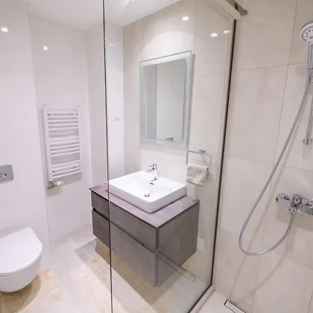 Zigzag Waterfront Aqua * Belgrád